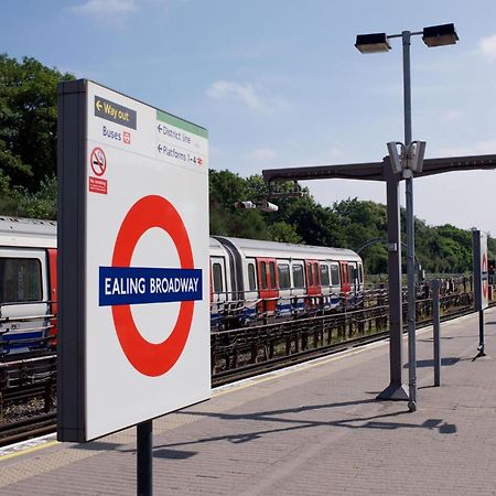 Spacious 2 Bedroom Apartment In Ealing Broadway Exteriör bild