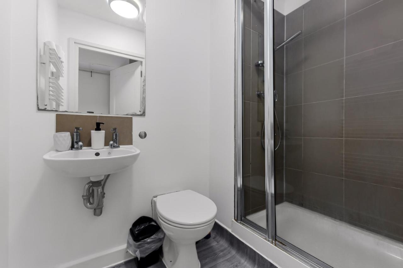 Spacious 2 Bedroom Apartment In Ealing Broadway Exteriör bild