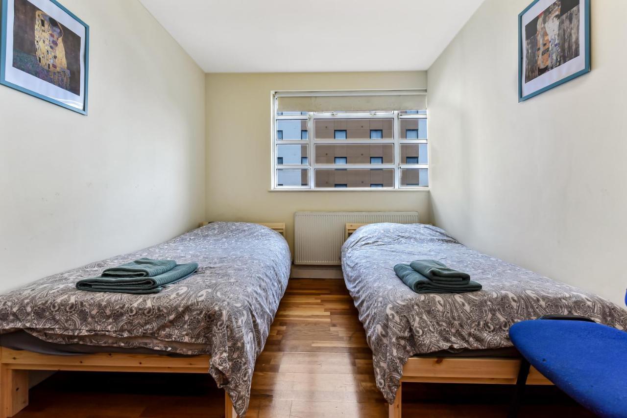 Spacious 2 Bedroom Apartment In Ealing Broadway Exteriör bild